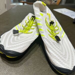 bearefoot athletic shoes